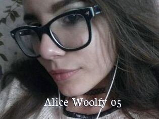 Alice_Woolfy_05
