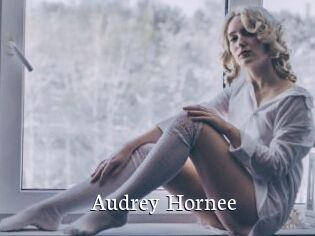 Audrey_Hornee