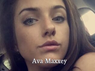 Ava_Maxxey