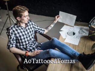A0TattooedTomas