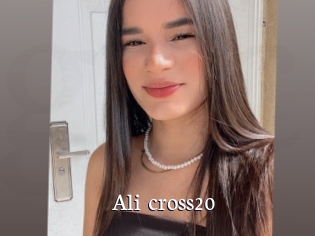 Ali_cross20