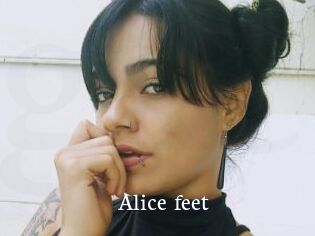 Alice_feet