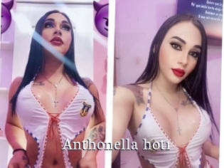 Anthonella_hot1
