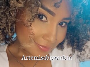 Artemisabrownkm