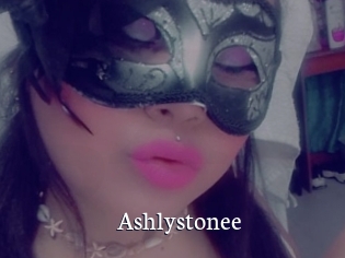 Ashlystonee