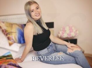 BEVERLEE Gratis xxx Clips