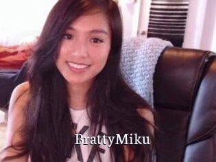 BrattyMiku Gratis xxx Clips