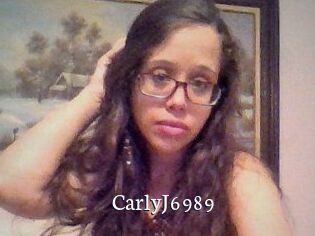 CarlyJ6989