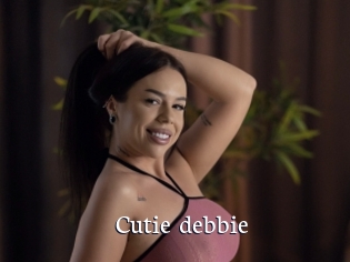 Cutie_debbie
