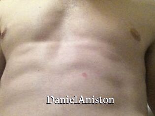 Daniel_Aniston