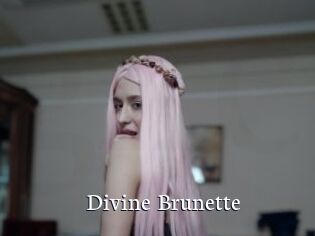 Divine_Brunette