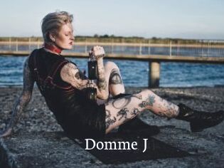 Domme_J