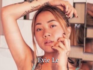 Evie_Le