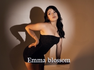 Emma_blossom