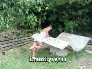 Emmilyvegaa