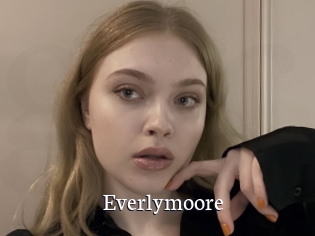 Everlymoore