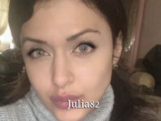 Julia82