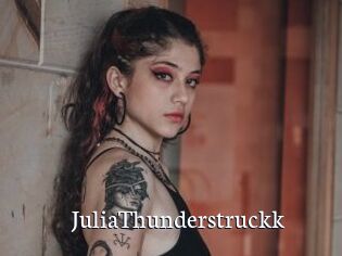 JuliaThunderstruckk