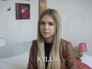 KYLLIE_
