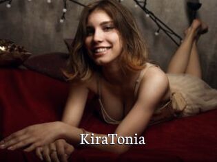 KiraTonia