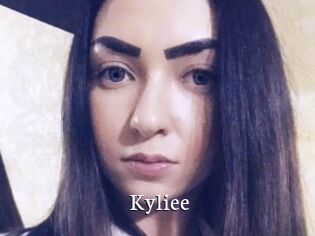 Kyliee_