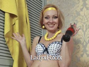 LadyxFoxxx