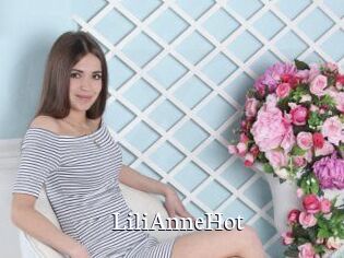 LiliAnneHot