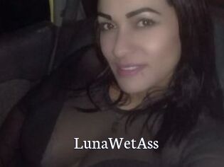 LunaWetAss