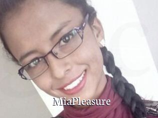 Mia_Pleasure