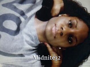 Midnite32 Gratis xxx Clips