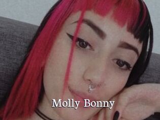 Molly_Bonny