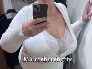 Maturehugeboobs