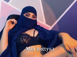 Mia_hotty62