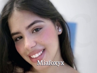 Miafoxyx