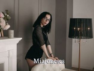 Miajoneses
