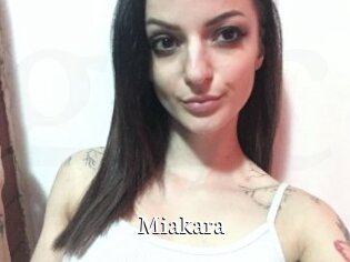miakara Gratis xxx Clips