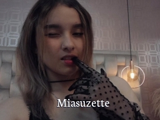Miasuzette