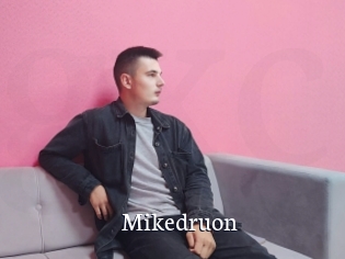 mikedruon Gratis xxx Clips