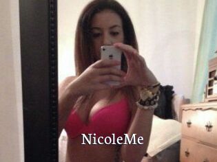 NicoleMe