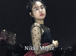 Nikki_Mayze