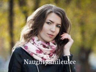 Naughtysmileusee