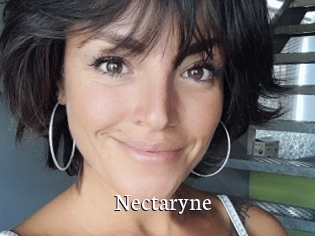 Nectaryne