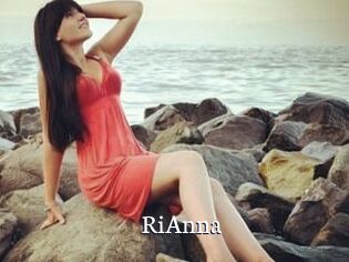 Ri_Anna