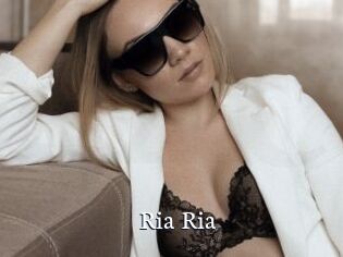 Ria_Ria