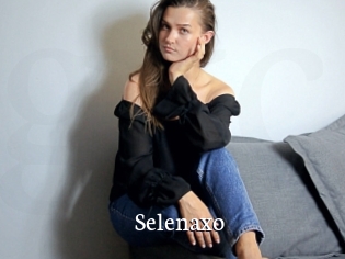 Selenaxo