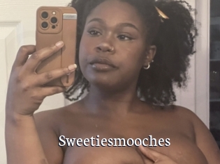 Sweetiesmooches