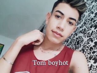 Tom_boyhot