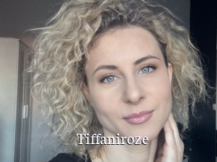 Tiffaniroze