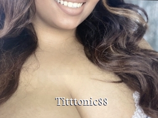 Titttonic88