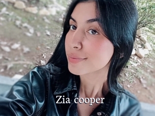 Zia_cooper